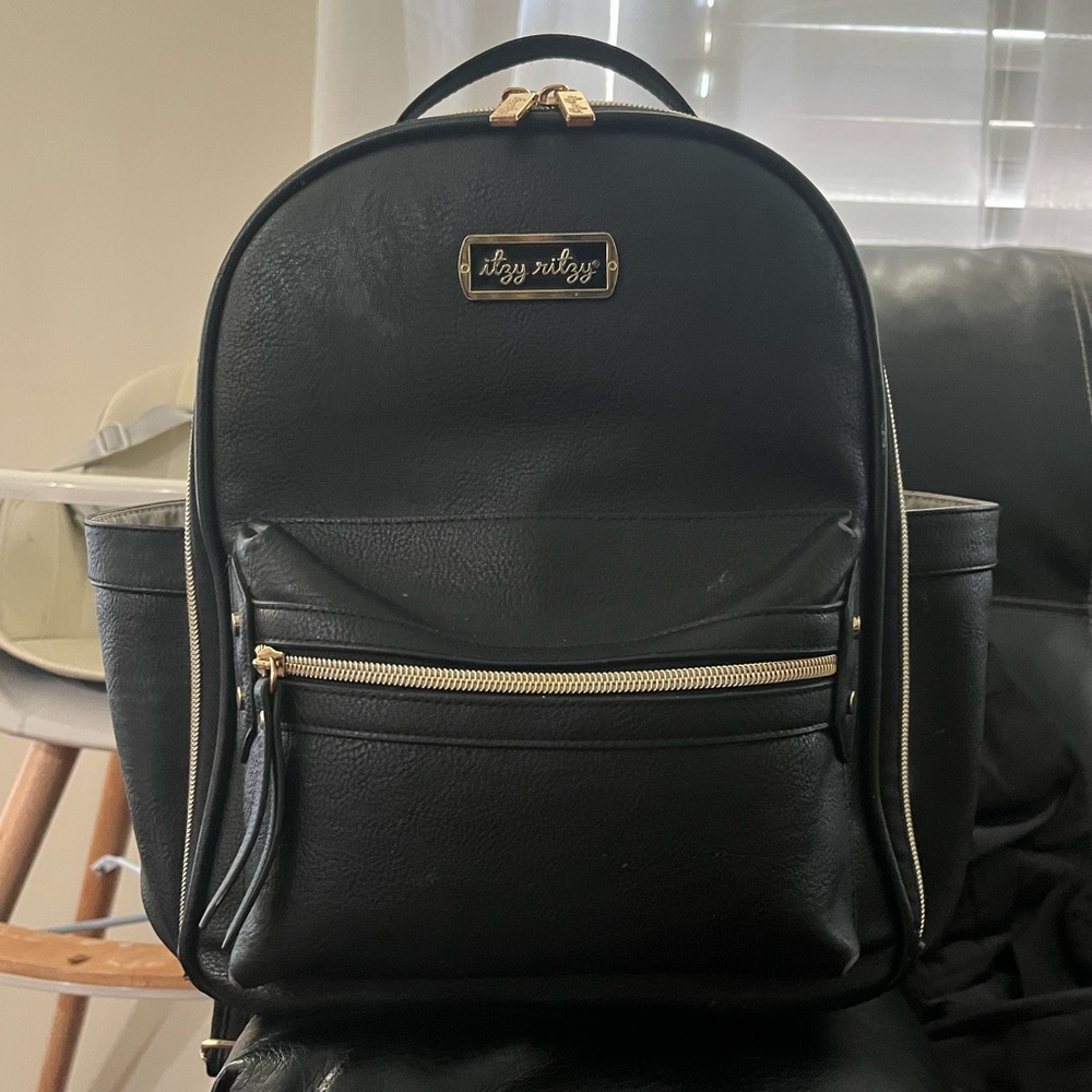 Itzy ritzy mini diaper bag (black)